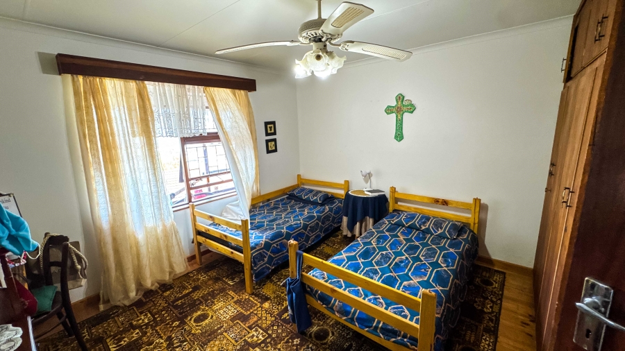 4 Bedroom Property for Sale in Dana Bay Western Cape